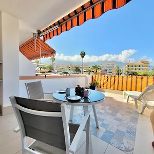 bonito-estudio-con-soleada-terrazapiscina-y-wifi-gratis.in-canary-islands.com/